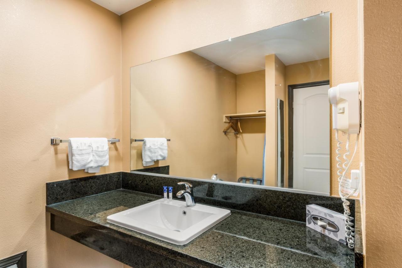 Americas Best Value Inn - Ukiah Dış mekan fotoğraf